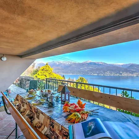 Isola Bella: Maggiore View Terrace In - Happy *