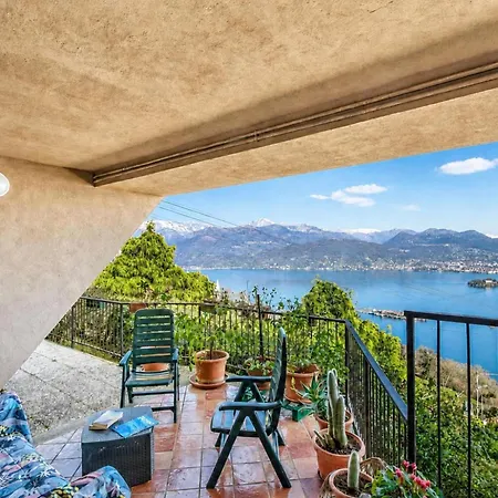 Isola Bella: Maggiore View Terrace In - Happy Apartamento Stresa