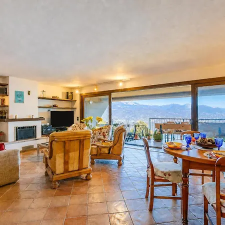 Isola Bella: Maggiore View Terrace In - Happy Apartamento Stresa
